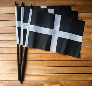 CORNWALL Pack of 3 9x6 inch 22cm x 15cm MEDIUM HAND WAVING FLAGS Flag - Picture 1 of 1