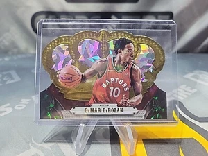 2017/18 Panini Crown Royale DeMar DeRozan Gold Die Cut /10    #6 - Picture 1 of 3