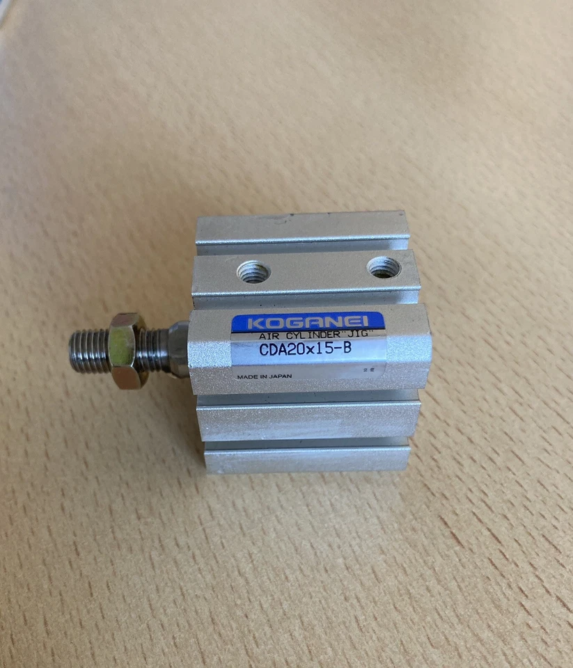 Cilindro de aire Koganei Foto 1 de 1