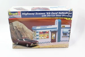 1998 Revell Monogram Highway Scenes '69 Ford Talladega 1:24 Plastic Model Kit - Picture 1 of 7