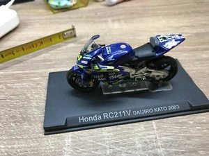 IXO - Motorcycle - 1/24 - Honda RC211V - Mini Car Bike - FR42 - Picture 1 of 12
