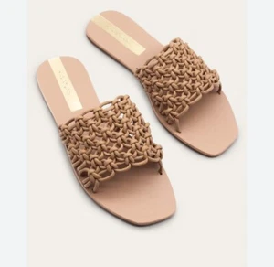 KAANAS Atka Spiderweb Band Slip-On Sandals - Size 8M - Picture 1 of 6