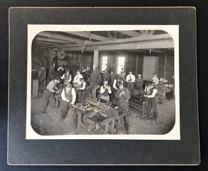 C. 1910 Photo Boys & Teens at Work in Wood Working Shop, Shop Class, Tools - Picture 1 of 6