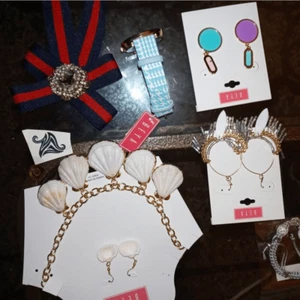 Jewelry bundle - Picture 1 of 10
