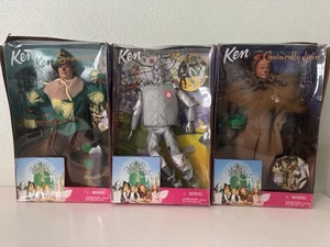 Muñecas Mattel Wizard of Oz Ken Trio Scarecrow Tin Man Cowardly Lion 1999 nuevas en caja - Imagen 1 de 8