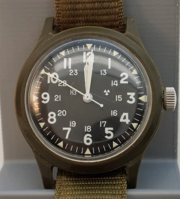 Benrus 1975 Vietnam Era H3 Military Plastic General Mil-W-46374A Field Watch - Image 1 of 4