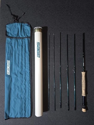 Caña de pescar con mosca Sage SP 890-5 grafito IV. 9’ 8wt. Punta de repuesto. Con tubo y calcetín. Foto 1 de 3