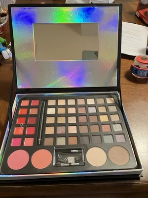 Profusion Pro Treasure Box 41 Piece Complete Cosmetic Collection Pigments Brush - Image 1 of 4