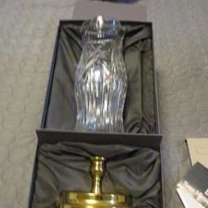 WATERFORD CRYSTAL. THOMAS JEFFERSON HURRICANE LAMP. AMERICA'S HERITAGE COLLECTIO - Picture 1 of 3