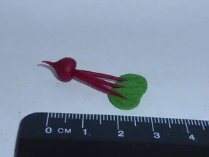 1:12 Scale Beetroot   Doll house Miniatures Vegetable,Garden,Kitchen - Picture 1 of 1