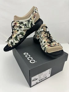Ecco Soft 5 Woman’s Sandals Cream Floral Print Toggle Front, Hook & Loop Back - Picture 1 of 8