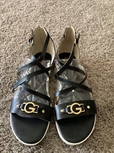 Womens Guess Gladiator Sandal Shoe Black Strappy Karin US 10 M Flats Buckle Zips - Picture 1 of 12
