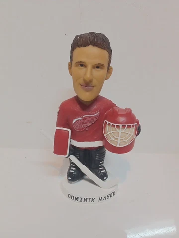 Bobble Dobbles NHL Detroit Red Wings Dominik Hasek #39 Hand Painted Bobblehead Cover