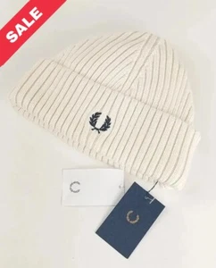 GORRO CORTO GRUESO ACANALADO FRED PERRY TEJIDO ALGODÓN SUAVE PRECIO DE VENTA SUGERIDO POR EL FABRICANTE 55 £ - Imagen 1 de 10