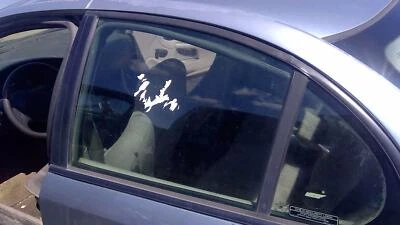 Saturn Sl1 2000 2001 2002 sedán conductor ventana trasera izquierda puerta vidrio OEM trasero Foto 1 de 4