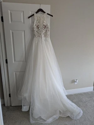 Свадебное платье - Изображение 1 из 4