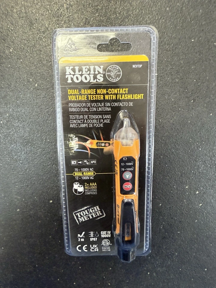 Probador de voltaje de doble rango con linterna Klein Tools NCVT3P Foto 1 de 1