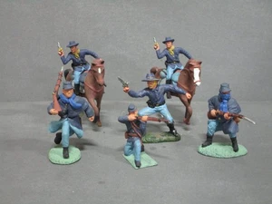 Lot of 6 Civil War Painted Plastic Union Toy Soldiers 1:32 54mm(25) - Picture 1 of 1