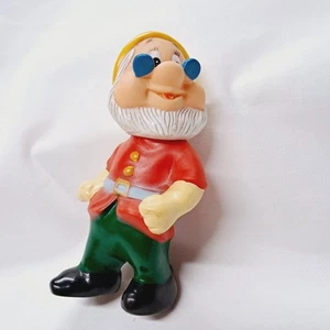Juguete chirriante de goma plástico de colección Disney Blancanieves siete enanitos DOC 5,5" ALTO - Imagen 1 de 4