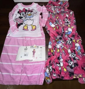 NWT Young Girls Size XS/ 4 Minnie Mouse 3 Piece Pajama Set - Picture 1 of 5