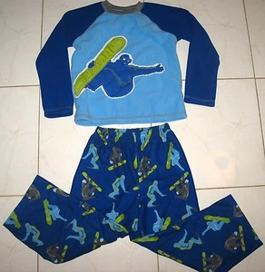 CARTER'S- 2 PIECE BOY'S PAJAMA SET- POLY FLANNEL FLAME RESISTANT - BOY'S SIZE 5 - Picture 1 of 5