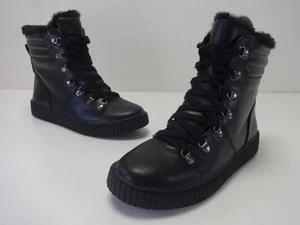 Botas para mujer talla 5 calce ancho M&S negras de cuero vegano con cordones ribete de piel tops altos - Imagen 1 de 15
