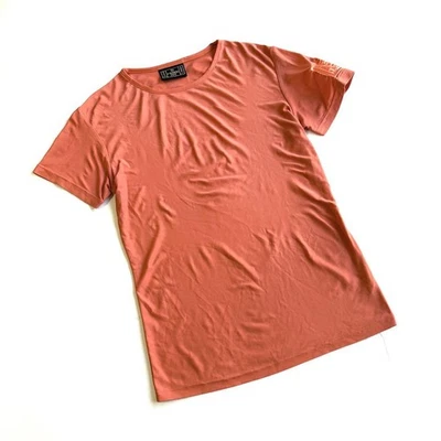 Camiseta Fendi Manga Corta Logo Parche Elastizado Nylon Hecha en Italia Foto 1 de 4