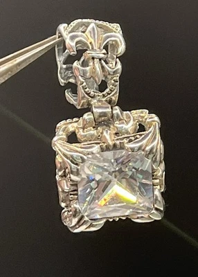 Colgante Uptown de plata esterlina 925 circonita cúbica flor de lis corte ceniza Silpada? LEER Foto 1 de 4