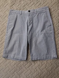 Banana Republic Men's Emerson Shorts Navy Striped Seersucker- Size 30 - Picture 1 of 5