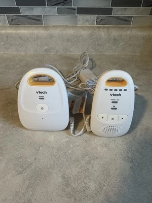 VTECH Digital Audio BABY MONITOR DM111 BU and DM111 PU TESTED & WORKING! - Image 1 of 4