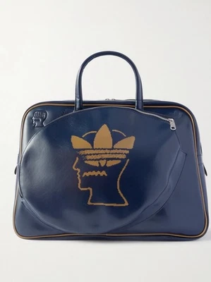 阿迪达斯 Originals + Brain Dead 标志印花 PVC 周末包 全新带标签 — 第 1/4 张图片