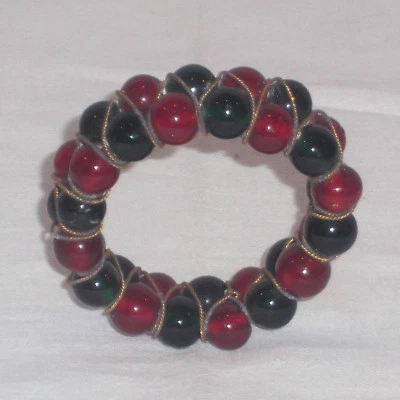 JUEGO DE 4 SERVILLETEROS VINTAGE HECHOS A MANO DE ALAMBRE Y VIDRIO CUENTAS ROJAS Y VERDES NUEVOS Foto 1 de 3