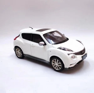 Dealer 1/18 Infiniti ESQ SUV / Nissan Juke Nismo Discontinued Full Open - Picture 1 of 6