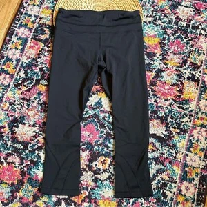 Lululemon Crop Legging Black Womens Size 6 Active Performance Workout - Picture 1 of 5