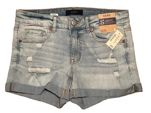 NWT Aero Low-Rise Distressed Midi 3.5" Light Stretch Cuffed Jean Shorts - Sz 8 - Picture 1 of 3