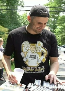 Gary Vee Mug Life Limited Edition T-shirt - Medium - Picture 1 of 4