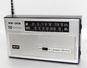 Radio d'epoca anni 60 Knipe Imperial AM/FM HIFI a transistor buone condizioni Funziona benissimo - Foto 1 di 19