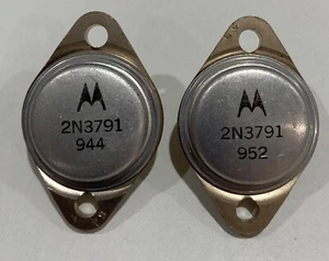 MOTOROLA 2N3791 TRANSISTOR 60V 10A 150W TO-3 GEBRAUCHT Menge 2 - Bild 1 von 1
