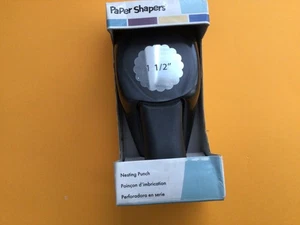 Neu EK Success Papierformer Walschwanz Handwerk Stanzer 1,5" überbacken Kreis Blume - Bild 1 von 3