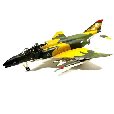 Corgi 1:72 AA33218 McDonnell Douglas F-4D Phantom II USAF 78th TFS, 81 TFW RAF - Immagine 1 di 4