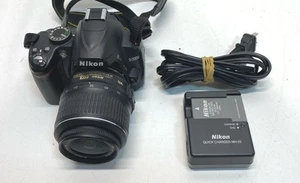 Nikon D3000 10.2MP Digital SLR Camera w/ 18-55mm Lens - Picture 1 of 7