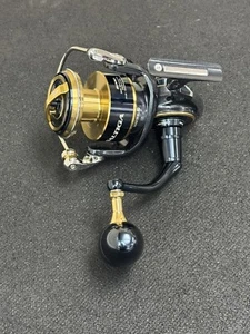 Daiwa Saltiga Spinnrolle - 8000 - Bild 1 von 6