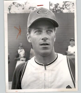 Foto de prensa vintage de 1970 jugador de béisbol de los indios Cleveland Steve Hargan - Imagen 1 de 2