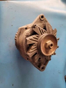 76 77 78 79 80 81 82 CHEVETTE ALTERNATOR 10680 - Picture 1 of 2