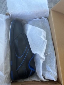 KR Strikeforce Flyer Men’s Bowling Shoes – Black/Mag Blue –Size 7.5 WIDE (M-033) - Picture 1 of 2