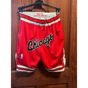 Chicago Bulls NBA Shorts 1997-98 Just Don Retro Basketball rot Herren Small - Bild 1 von 7