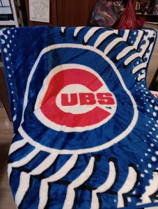 Cubs Throw Blanket. 50 X 60. Needs Repairs See Pictures. - Picture 1 of 11
