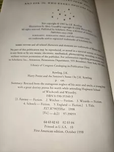 Harry Potter and the Sorcerer's Stone (1998, First American Edition) #10 - Picture 1 of 6