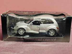 1:18 AutoArt Silver Chrysler GT Cruiser AutoArt Diecast Car Model AA - Picture 1 of 7