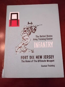 Fort Dix New Jersey Army 1968 3rd Battalion Training Infantry Yearbook SEE NOTES - Imagen 1 de 7